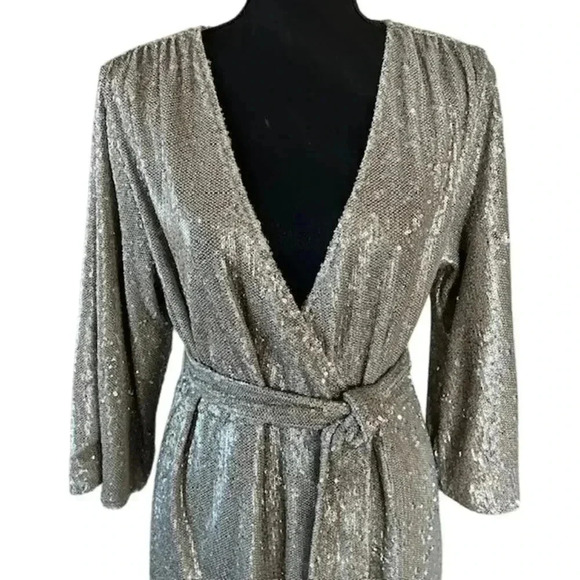 Saltwater Luxe Megan Mini Dress, Champagne with Light Gold Sequins, size Small - Picture 3 of 9